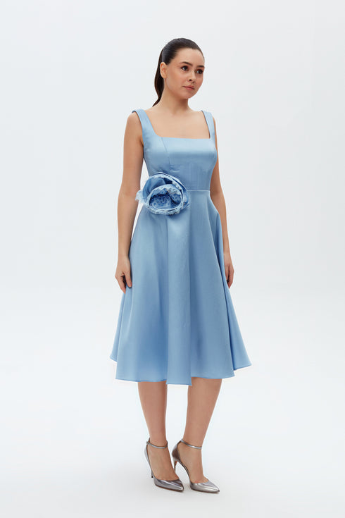 LIGHT SKY BLUE FLORAL DETAILED MIDI DRESS