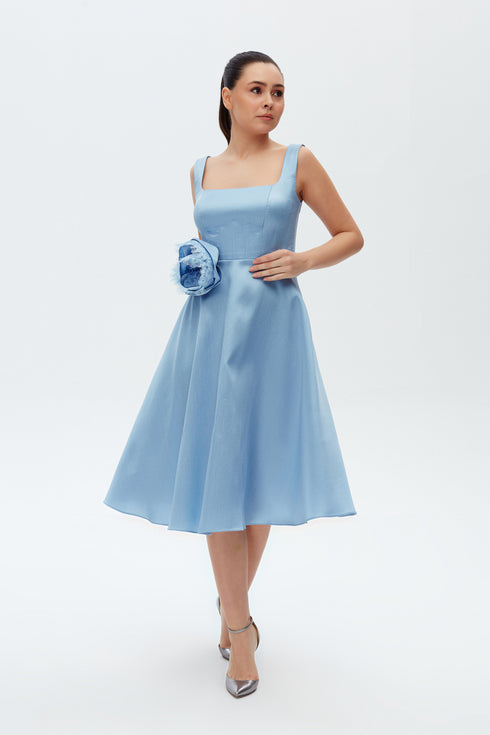 LIGHT SKY BLUE FLORAL DETAILED MIDI DRESS