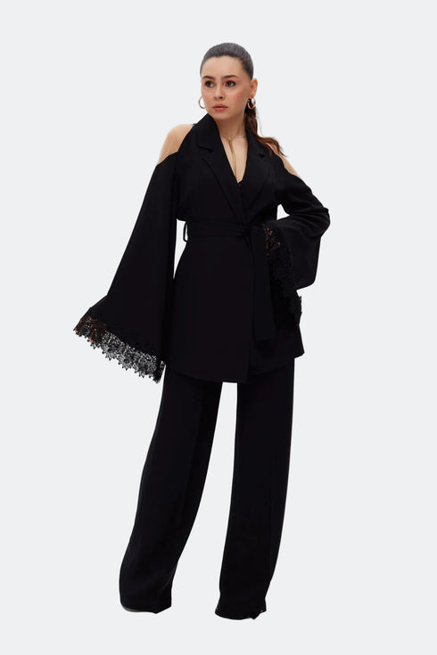 Lace Detailed Black Kimono