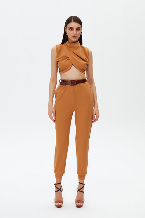 Belt detailed comfort pants