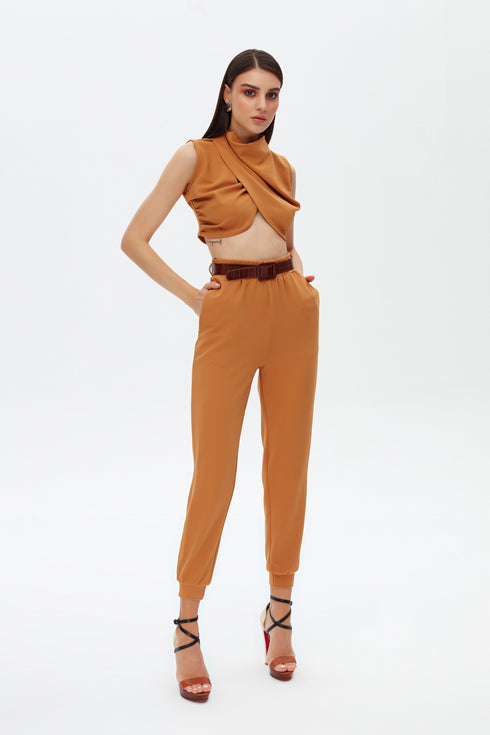 Belt detailed comfort pants