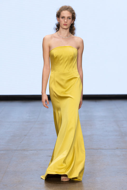 STRAPLESS FISH FORM DRESS