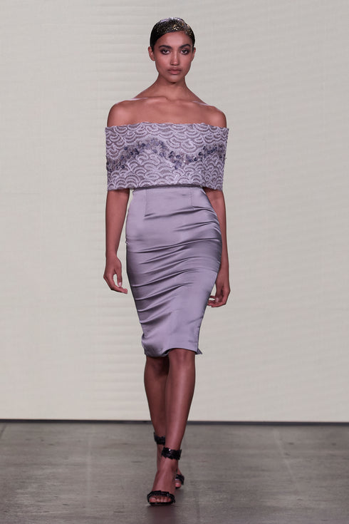 MIDI LENGTH DRESS THAT FALLS OFF YOUR SHOULDER