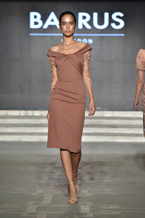 PENCIL DRESS WITH EMBROIDERED SLEEVES - Barrus London