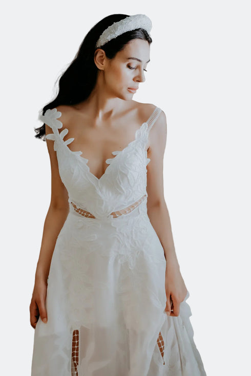 WEDDING DRESS WITH SEE-THROUGH DETAIL - Barrus London